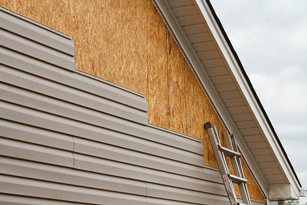 24/7 Emergency Siding experts in Cary, IL